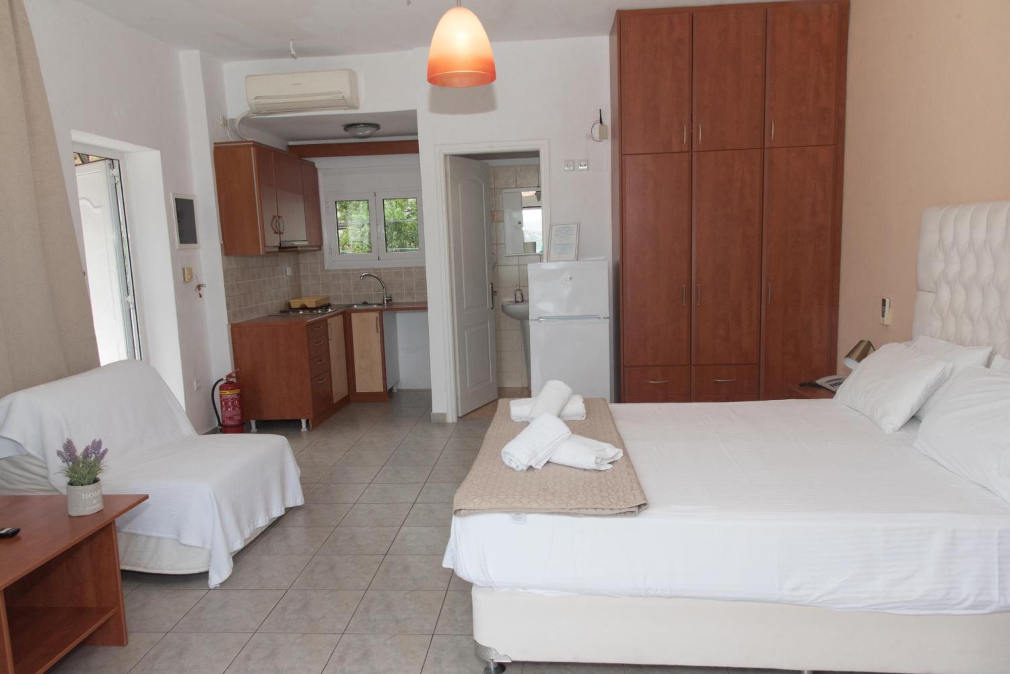 Panorama Hotel Platana Exterior photo